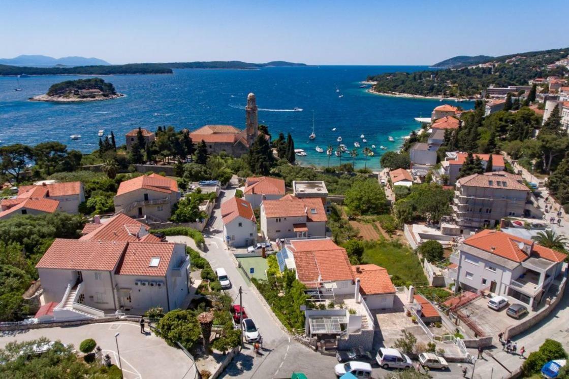 Apartments Jacky Hvar Town Exteriör bild