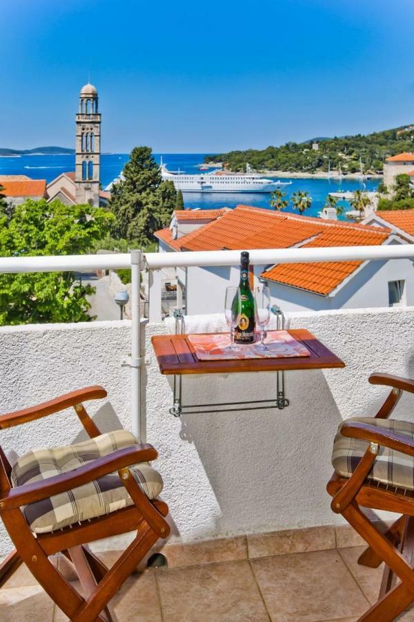 Apartments Jacky Hvar Town Exteriör bild
